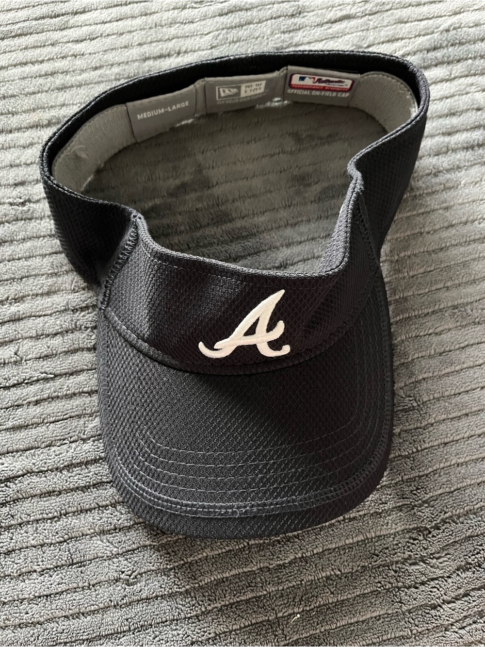 Atlanta Braves Navy Visor with White A Emblem | Size Medium Large